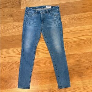 AG Adriano Goldschmied Women's Classic Blue Skinny Jeans. Middi Ankle Mid Rise